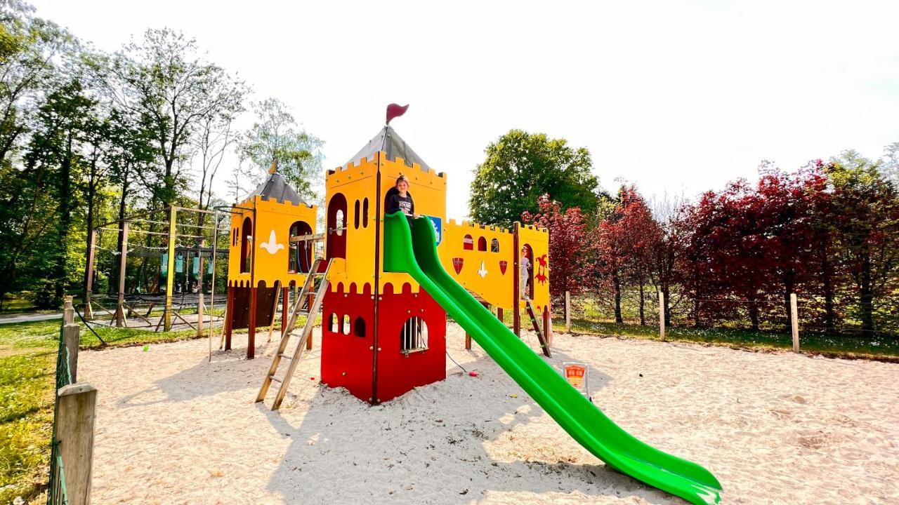 Camping Country Park Touquin - Site Officiel - Next To Disneyland Paris Exterior photo